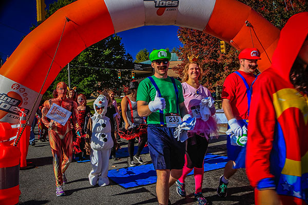 The Health Foundation supports Appalachian’s 2018 Spooky Duke Race and Costume Contest