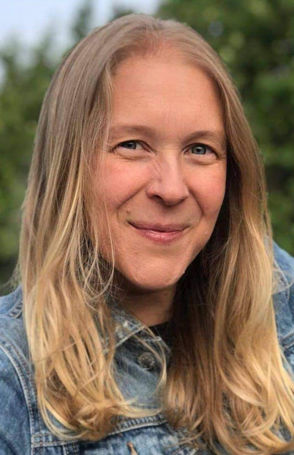 Environmental Writer and 2022 Rachel Rivers-Coffey Distinguished Professor of Creative Writing Leigh Ann Henion