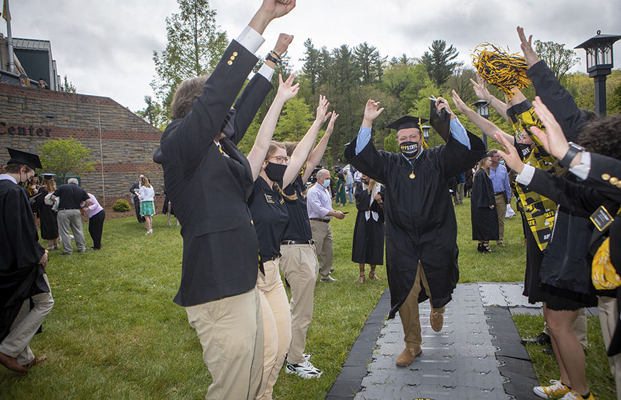 app state admitted students tour