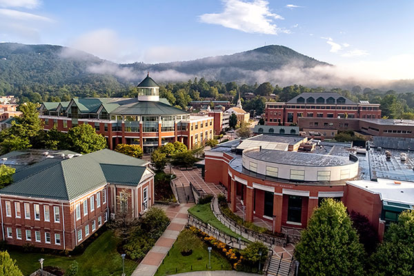Students put their trust in App State during pandemic: Landmark enrollment of 20,641 students, record high number of underrepresented students