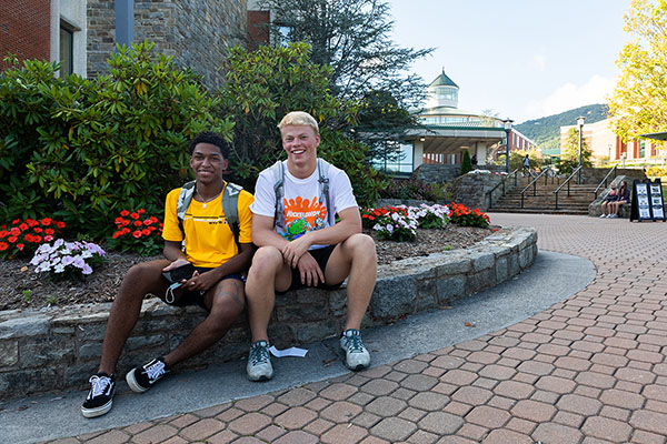 Mountaineers start fall 2021 with a flurry of activities — both in and out of the classroom