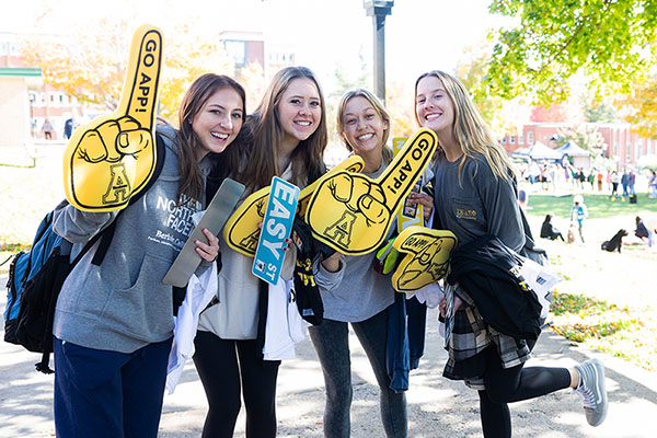 Thousands return to Boone for App State Homecoming 2021