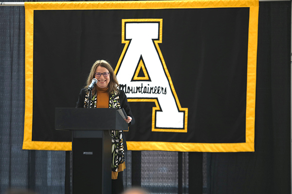 Provost highlights App State’s shared governance at Spring 2022 Faculty and Staff Meeting