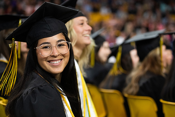 Nearly 4,000 students earn degrees as App State's Class of 2022