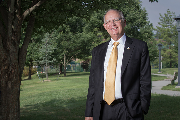 App State pays tribute to former Chancellor Kenneth E. Peacock