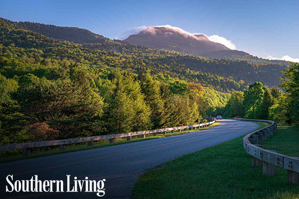 This North Carolina Mountain Town Hosts One Of America’s Biggest Summer Arts Celebrations