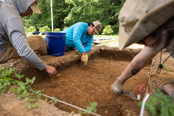 App State archaeology team discovers ancient campsite at Blackburn Vannoy Estate and Farm in Ashe County