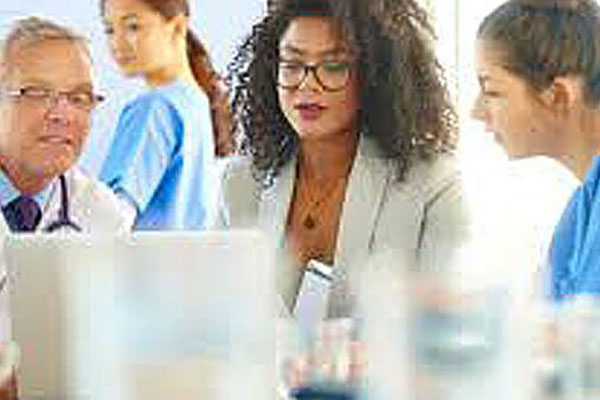 The future of healthcare starts online and why more and more students are choosing online healthcare management degrees